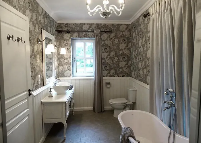 Tilia בית הארחה